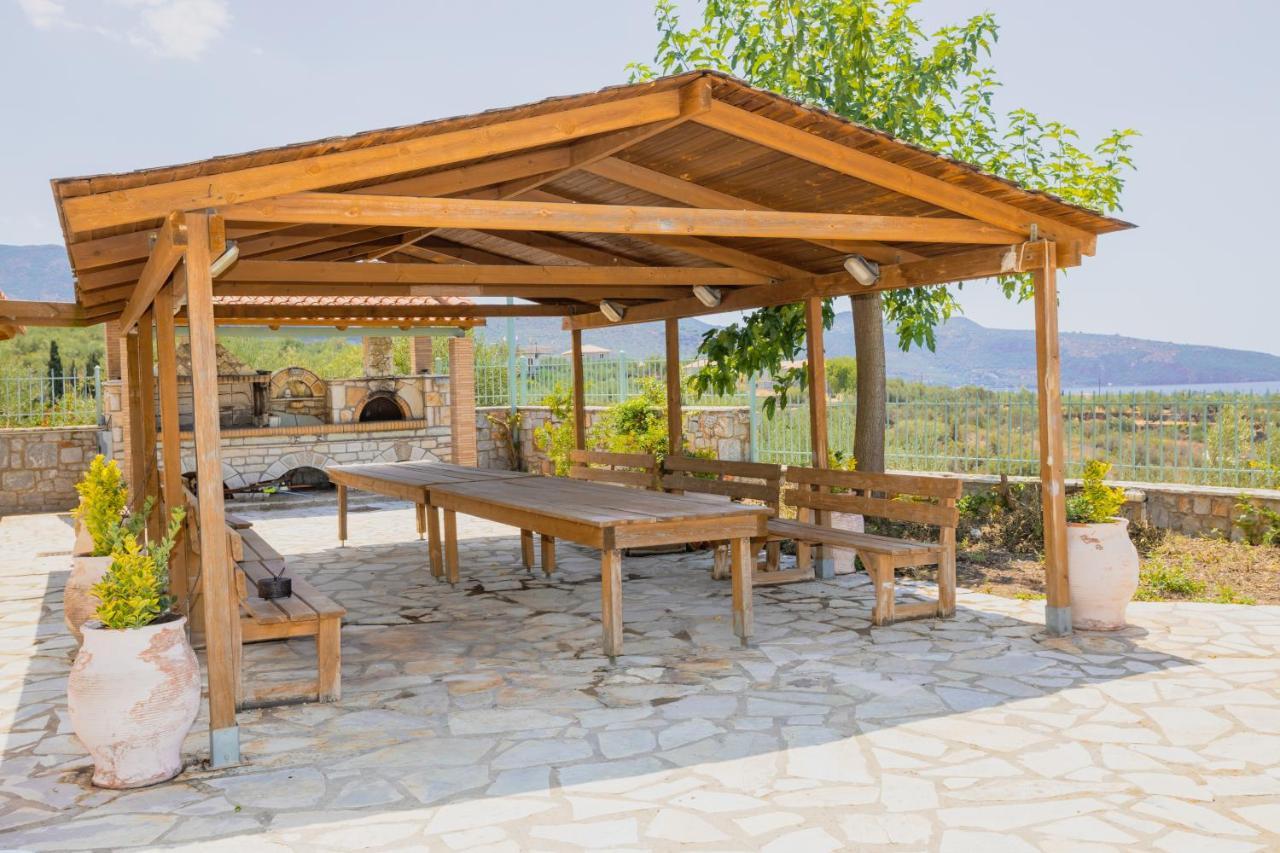 Cleopatra'S House Apartment Каламата Екстериор снимка